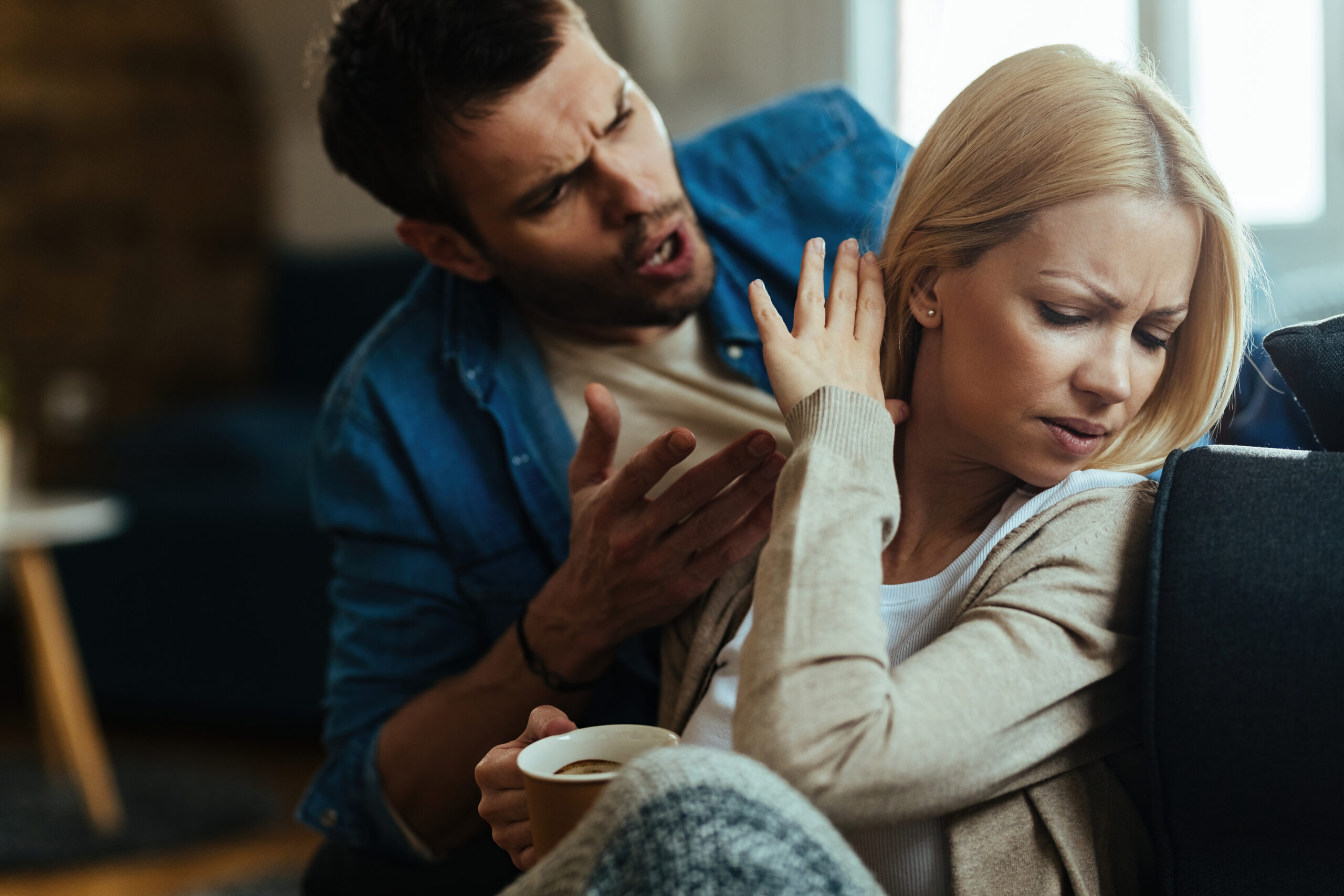 Les 3 comportements d’un pervers narcissique après une rupture de contact