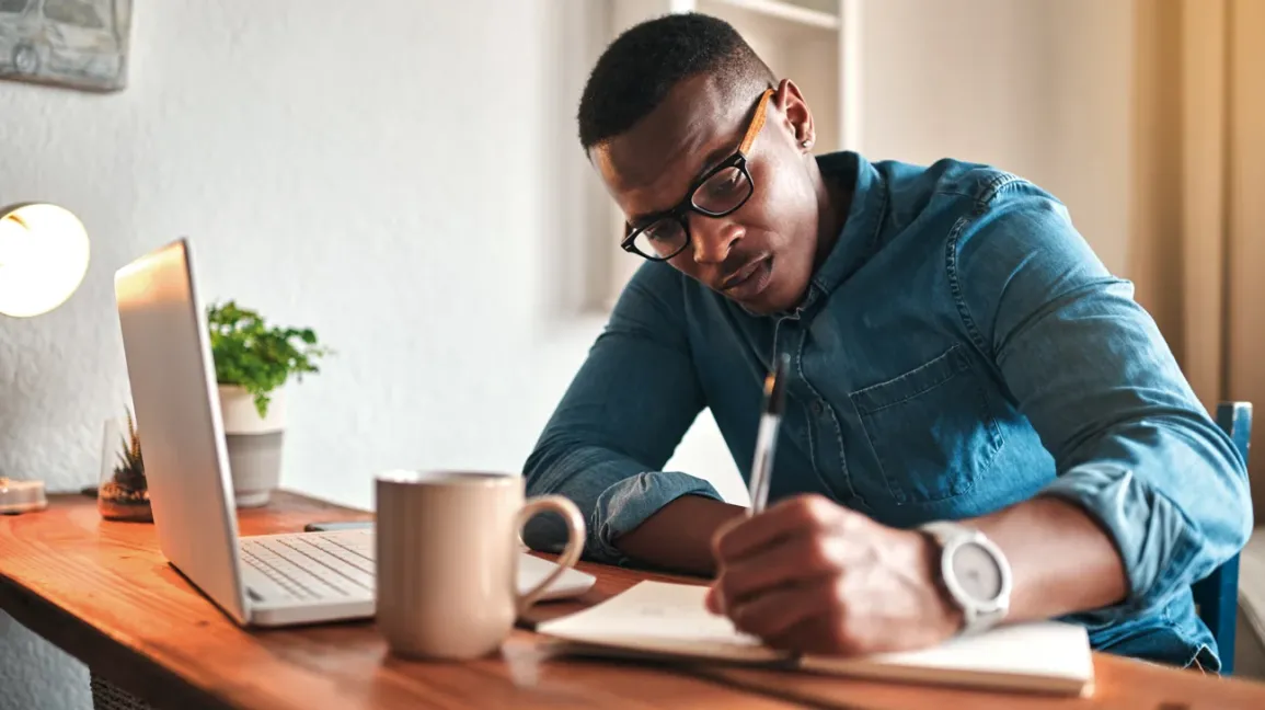 Les gauchers seraient-ils plus intelligents ?