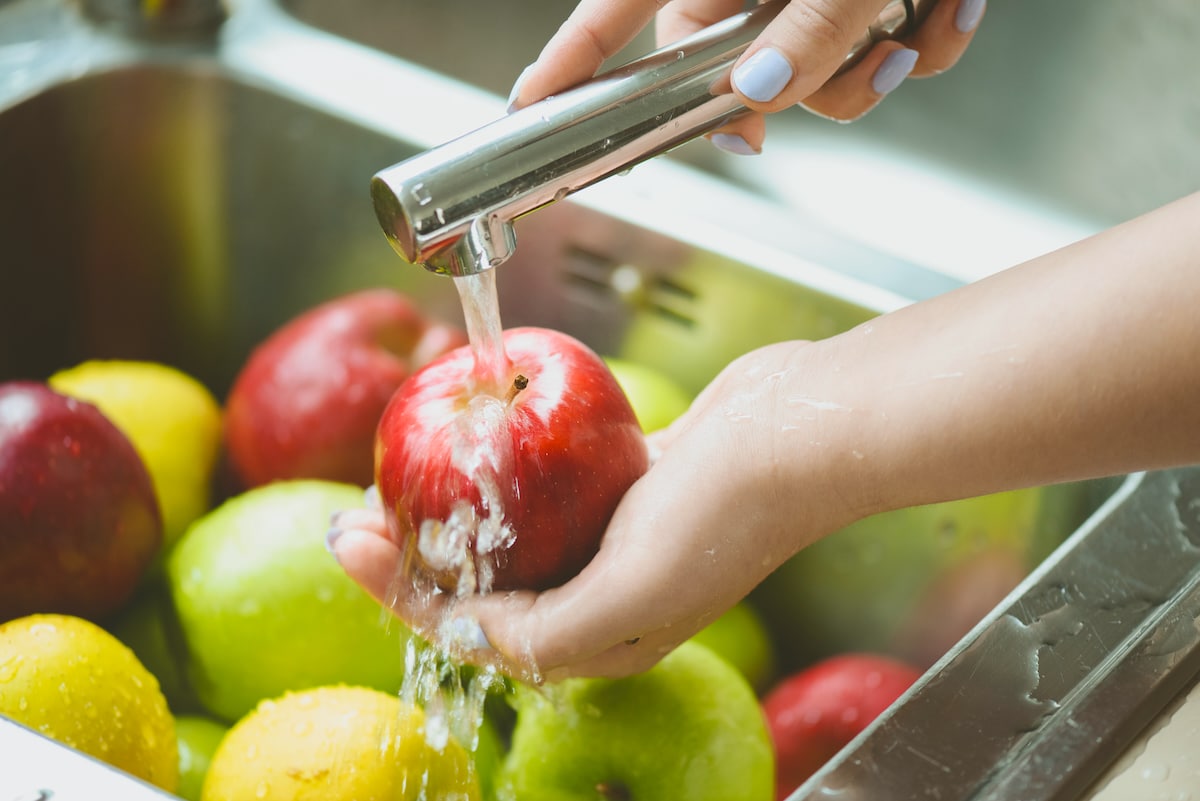 Comment éliminer les pesticides des fruits et légumes​?