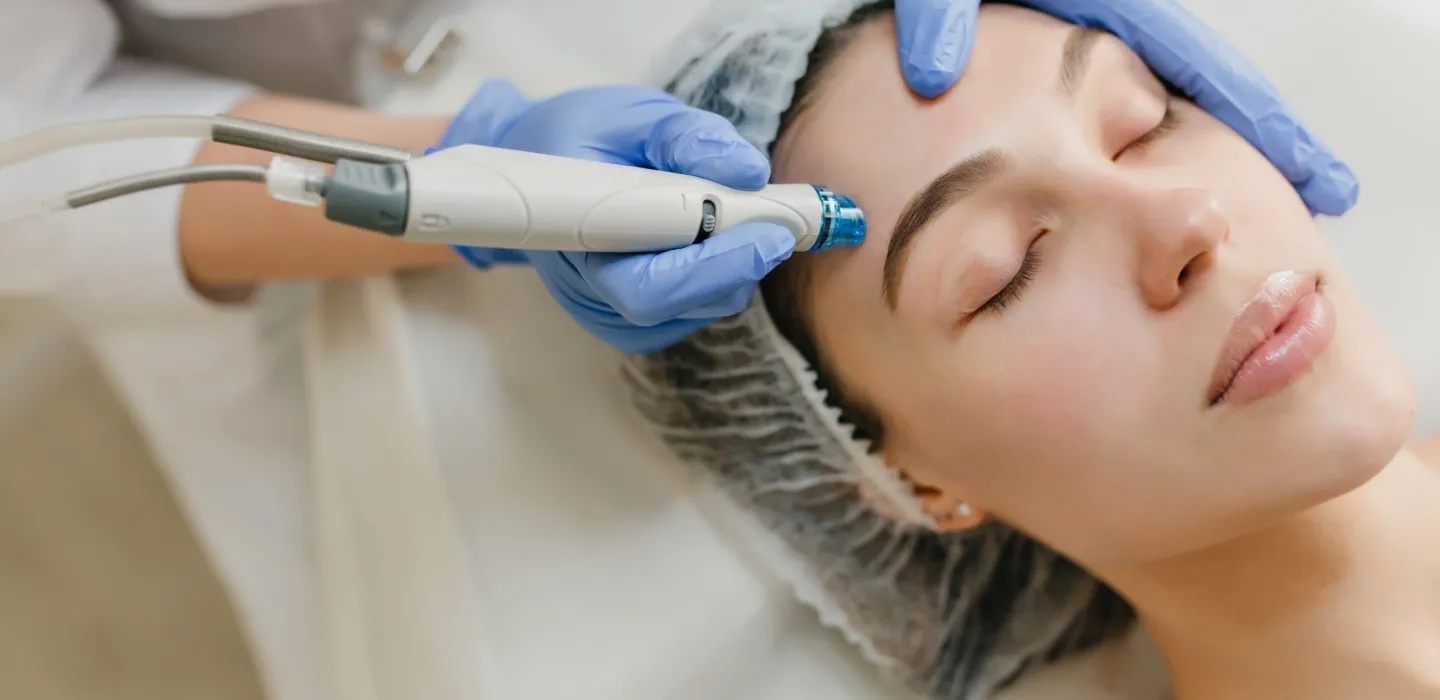 Hydrafacial vs Microneedling